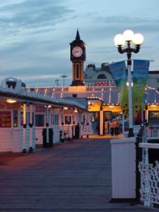 Regency Brighton Seafront Apartment Екстериор снимка